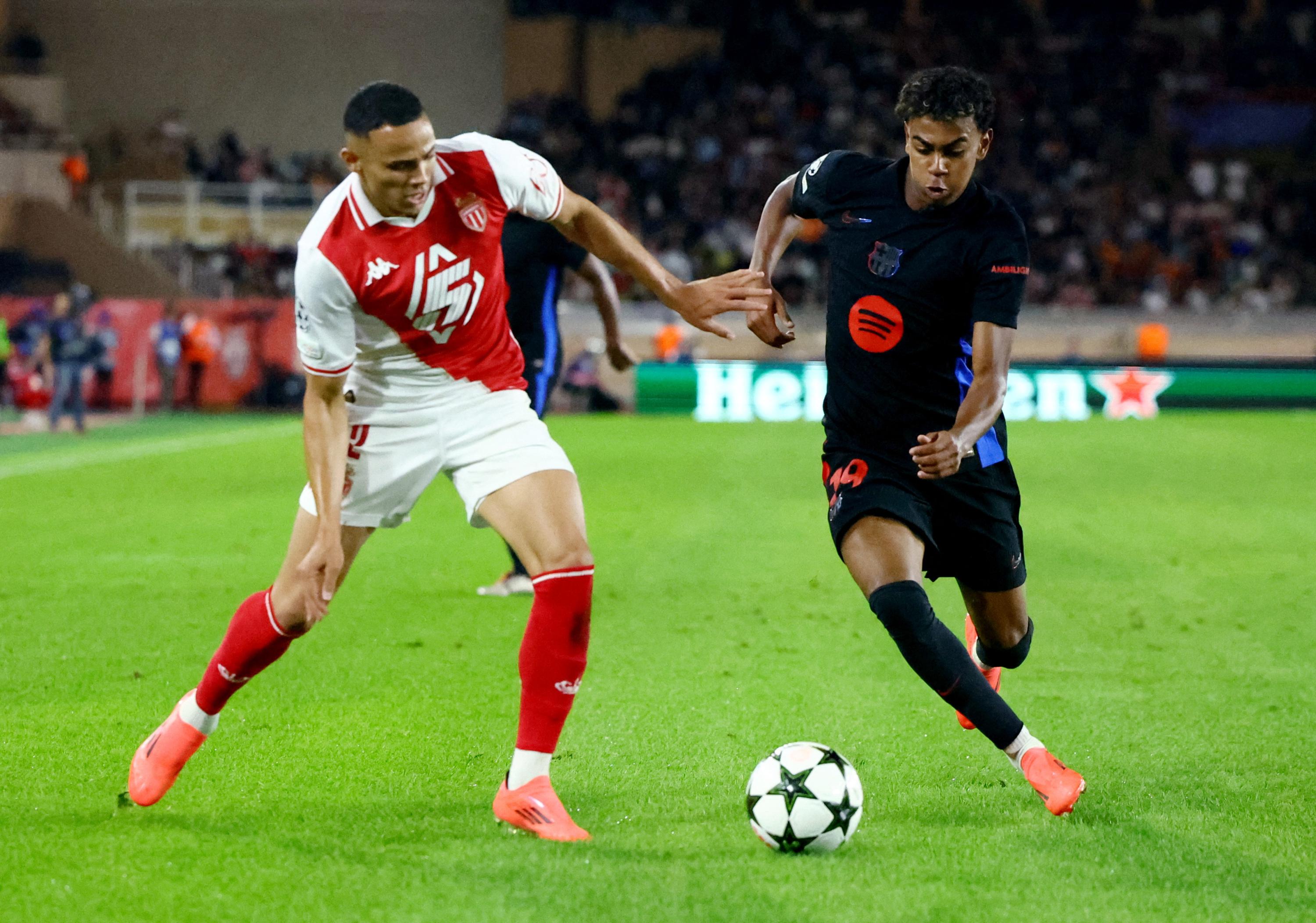 EN DIRECT - AS Monaco-FC Barcelone : les Monégasques poussent à 11 contre 10