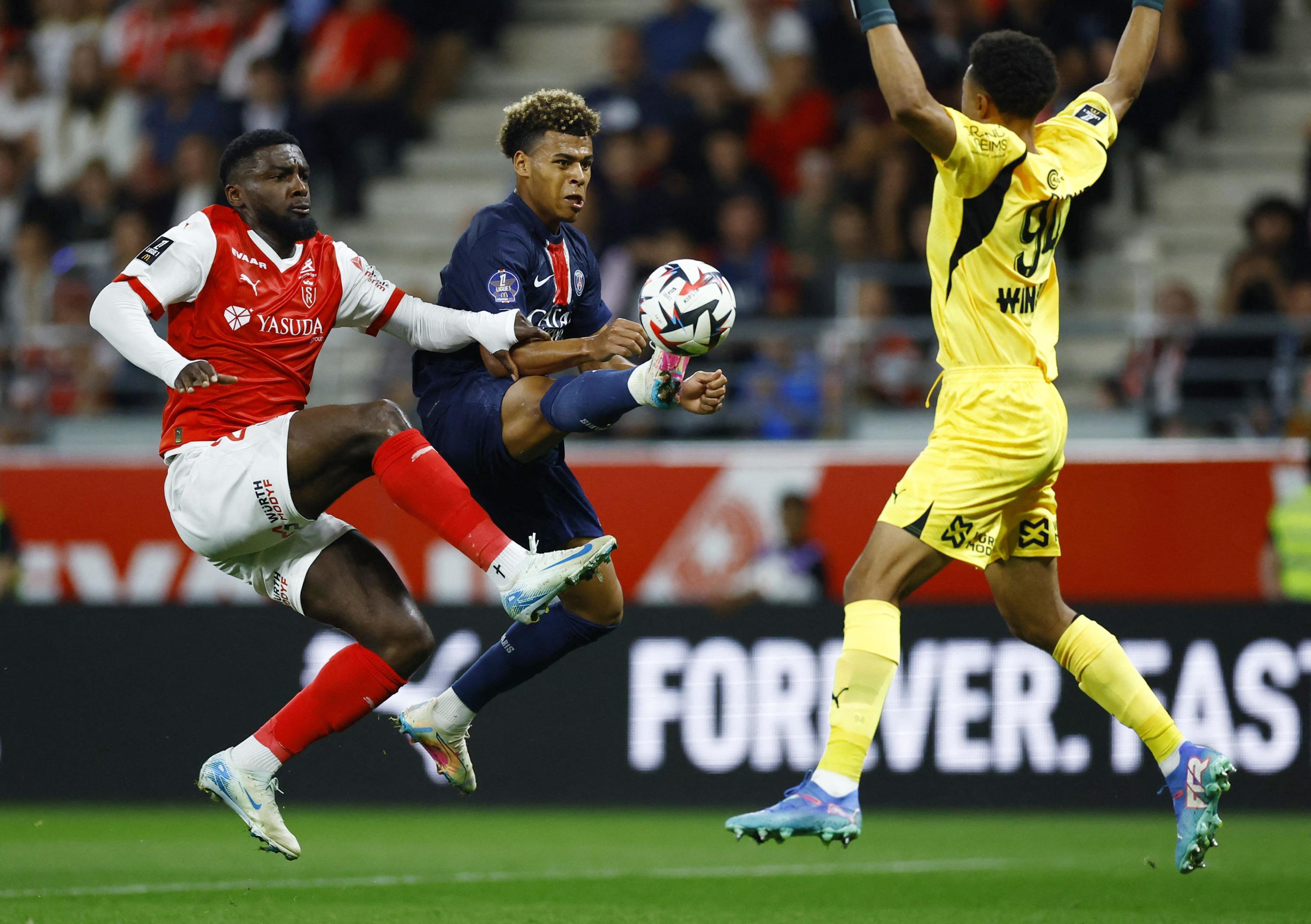 Arsenal-PSG : Doué avec Barcola et Lee en attaque, Donnarumma de retour dans les buts