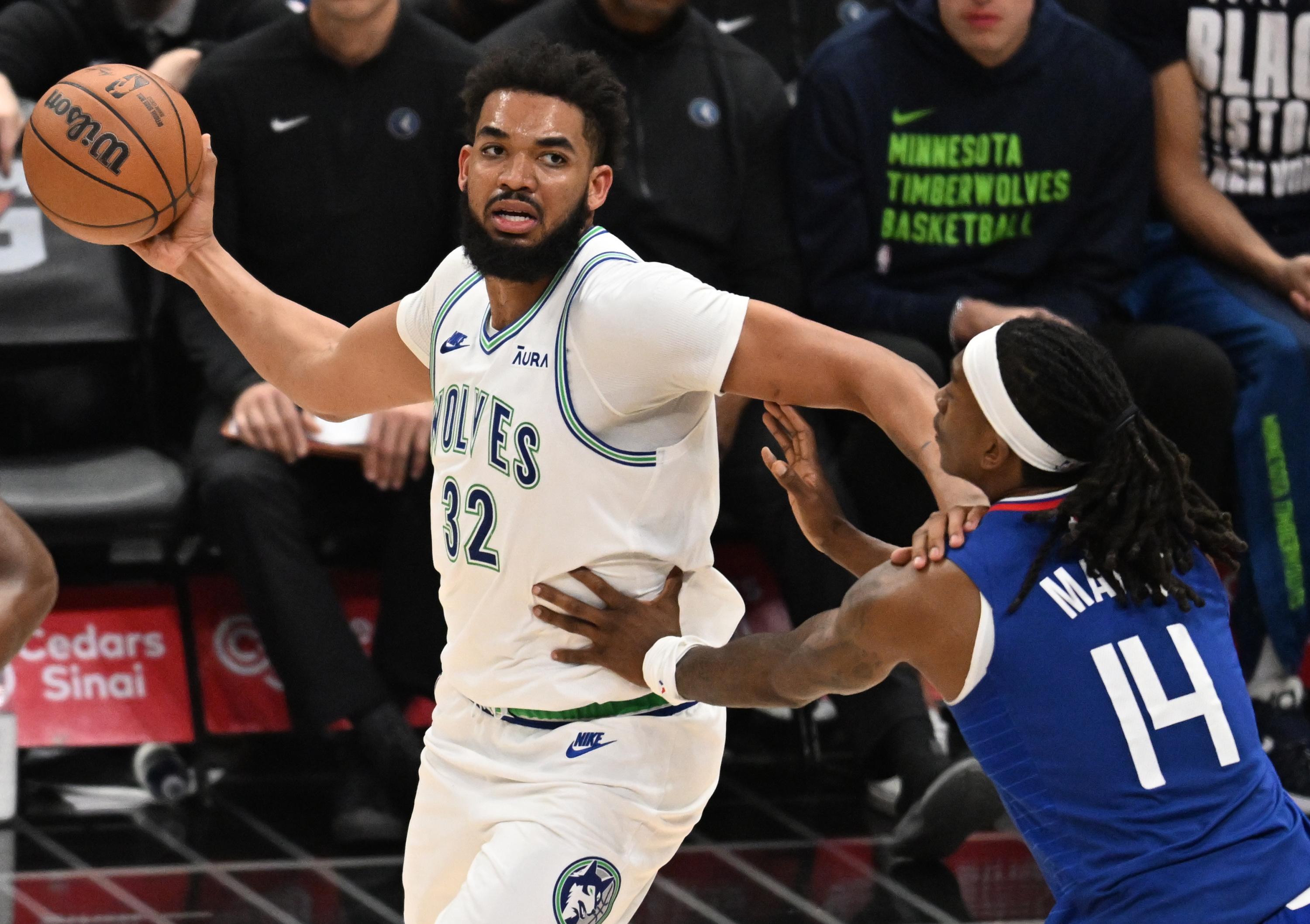 NBA : Towns file à New York, Randle et DiVincenzo débarquent à Minnesota