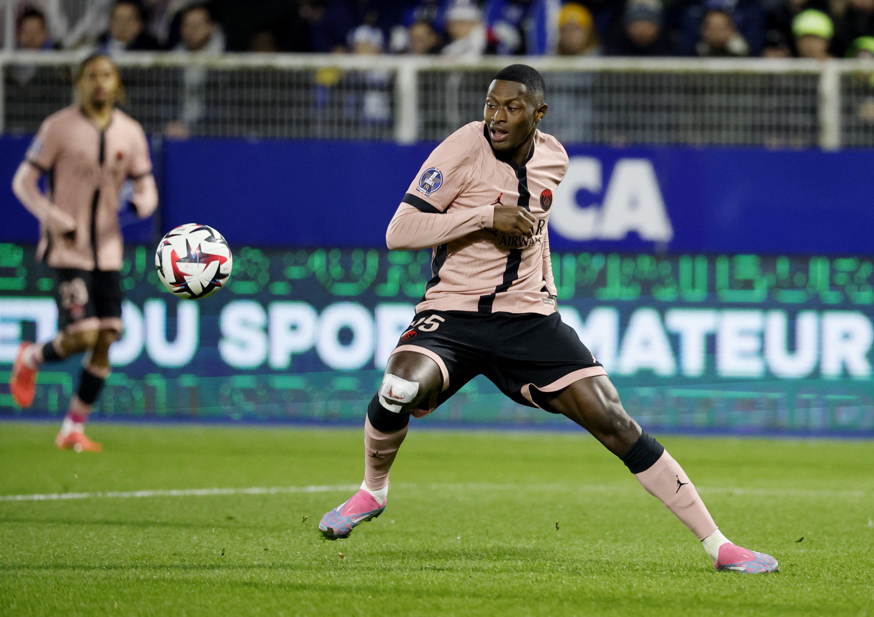 Coupe de France : le groupe du PSG avec Mendes mais toujours sans Kolo Muani pour défier Lens