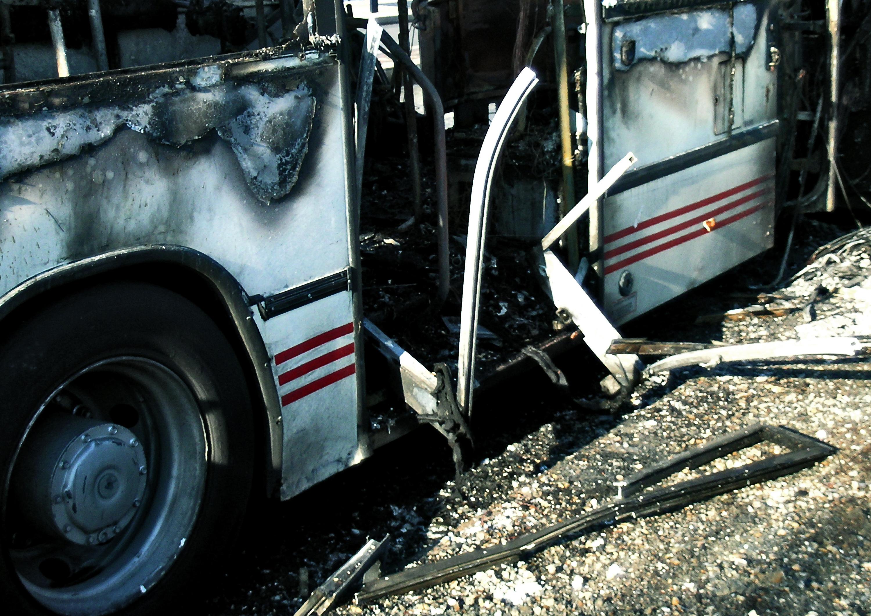 Iran: au moins 28 morts dans l'accident d'un bus de pèlerins pakistanais