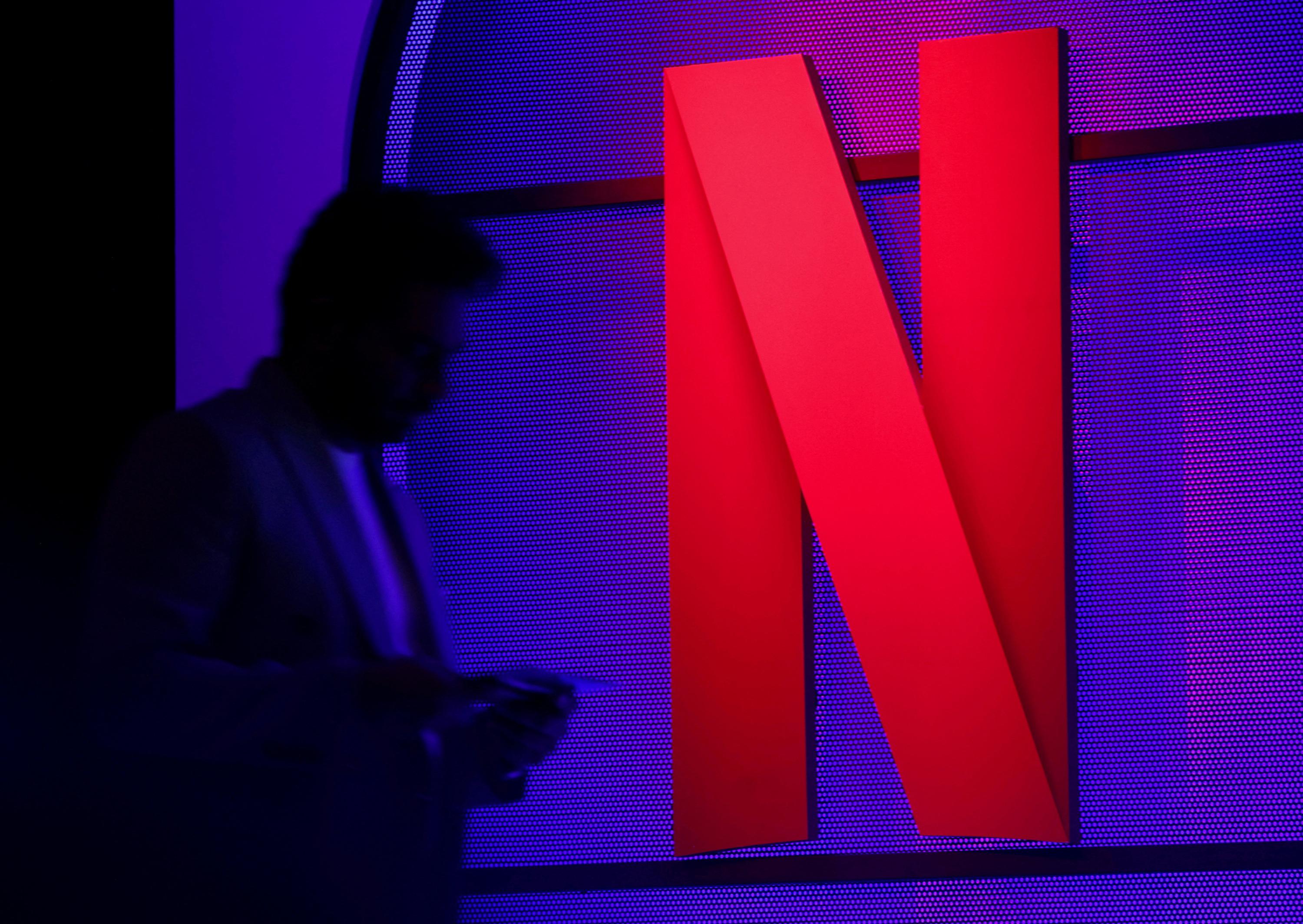 Licenciements, publicité en retrait, croissance ralentie : Netflix ne parvient pas à rassurer Wall Street au troisième trimestre