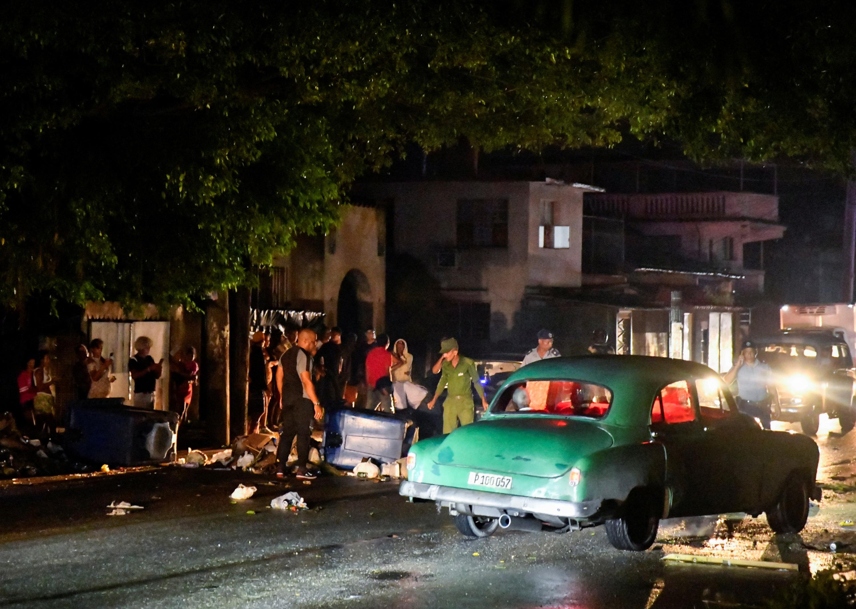 L'ouragan Oscar frappe Cuba, paralysée par une panne d'électricité