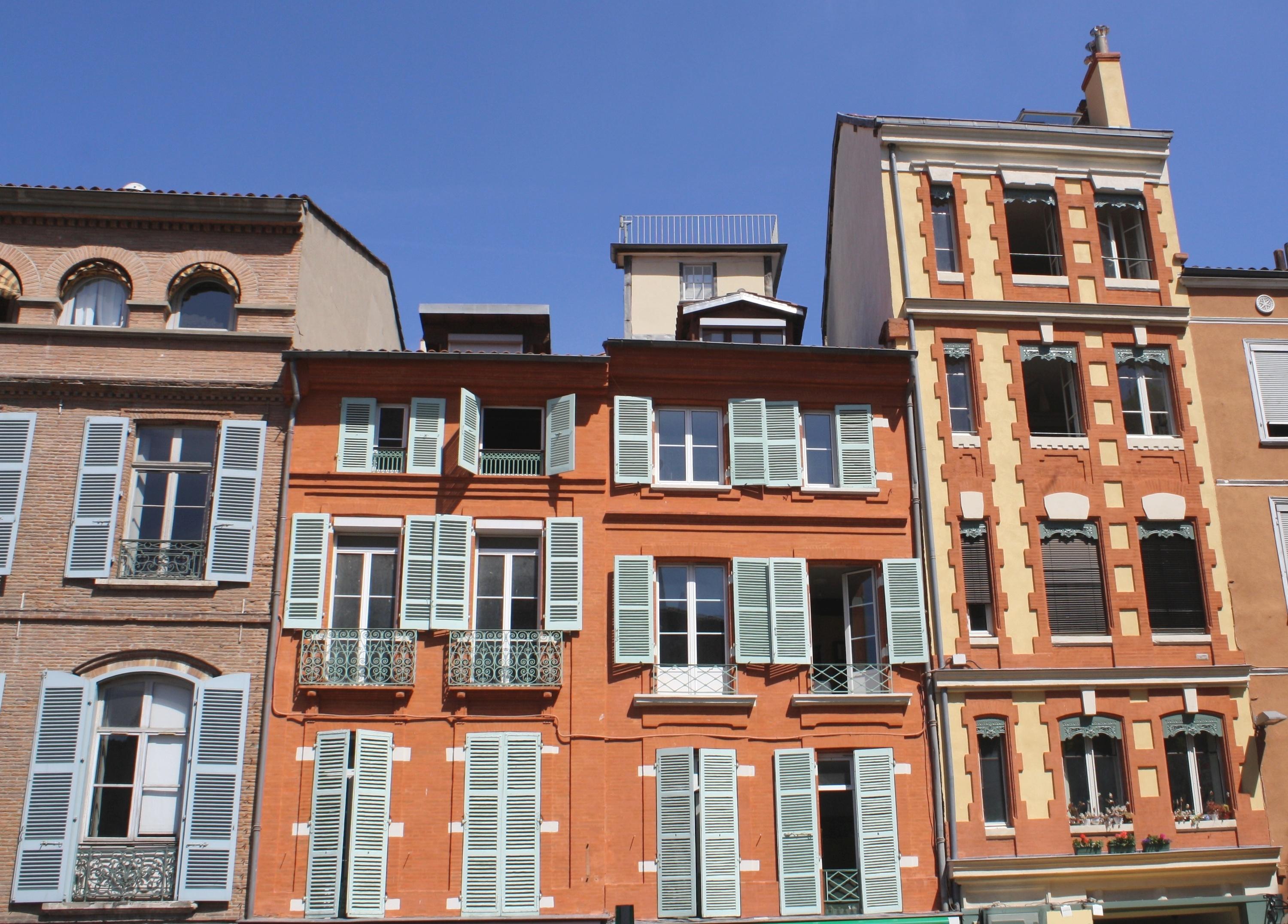 Seulement 54% de logements avec des volets en France : qui sont les vrais responsables de cette aberration ?