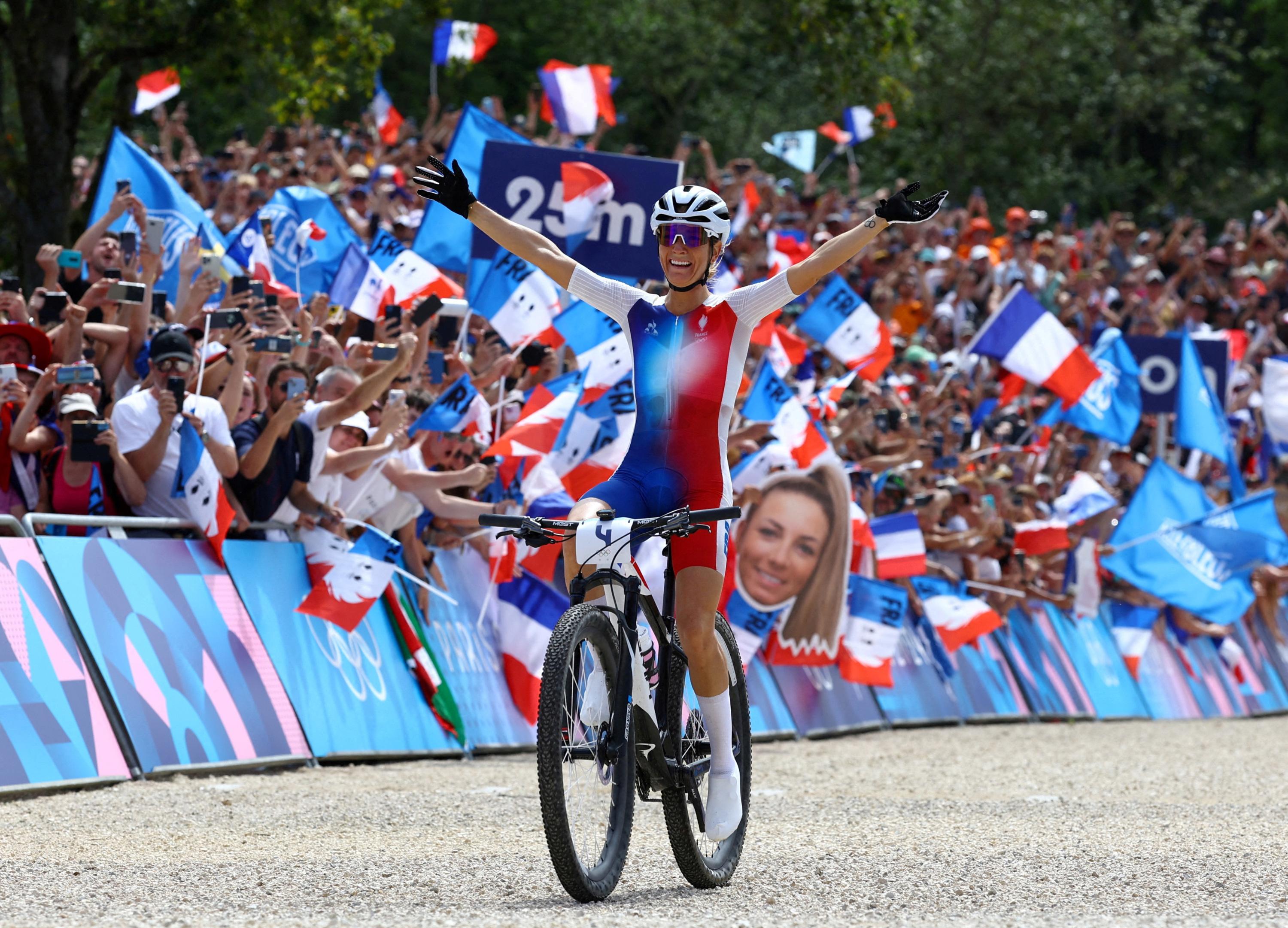 VTT : championne olympique à Paris, Pauline Ferrand-Prévot est désormais vice-championne du monde de short-track