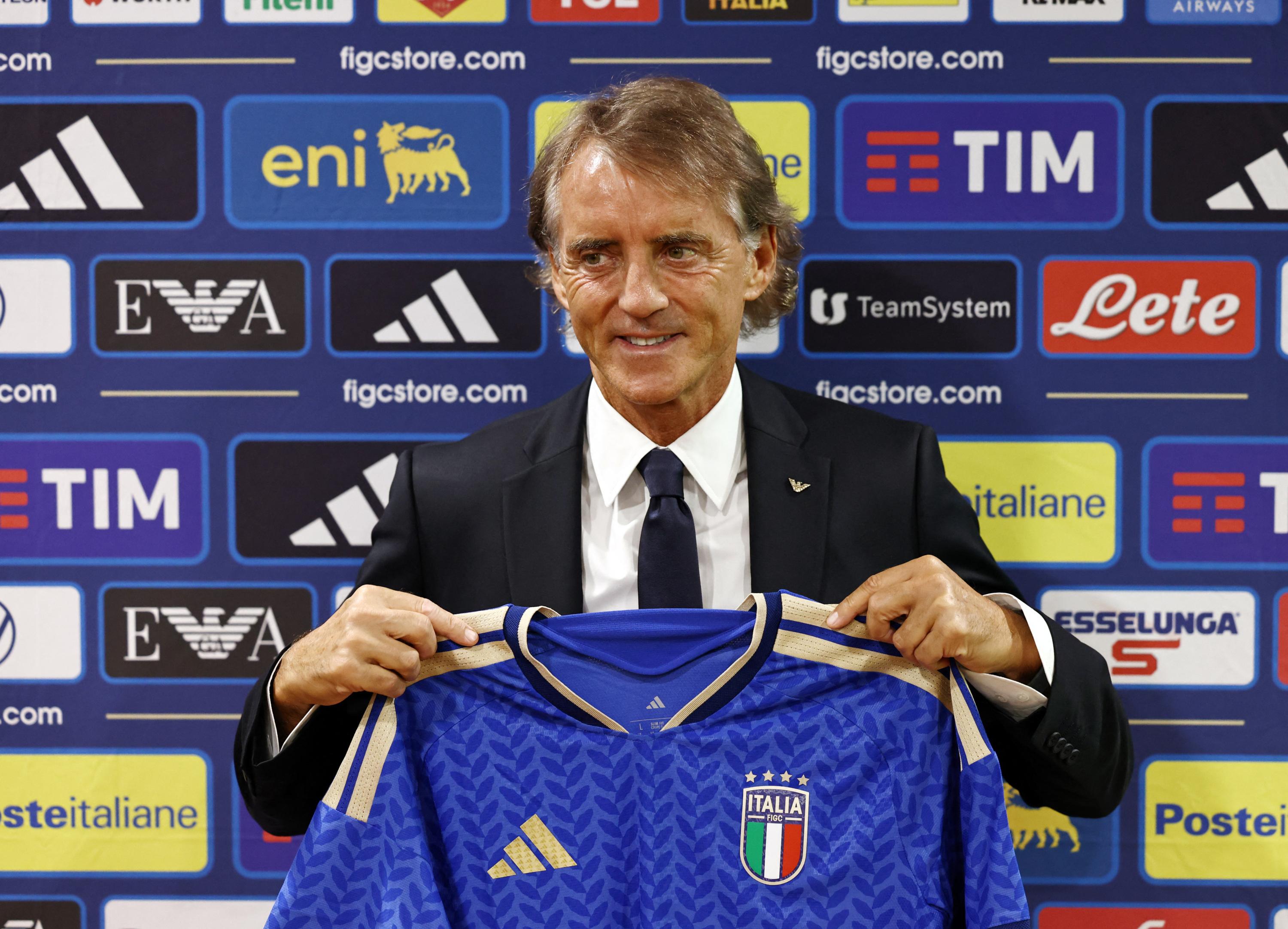 Foot : vainqueur de l’Euro 2021, Roberto Mancini rêve d'un nouveau «trophée majeur» avec l'Italie