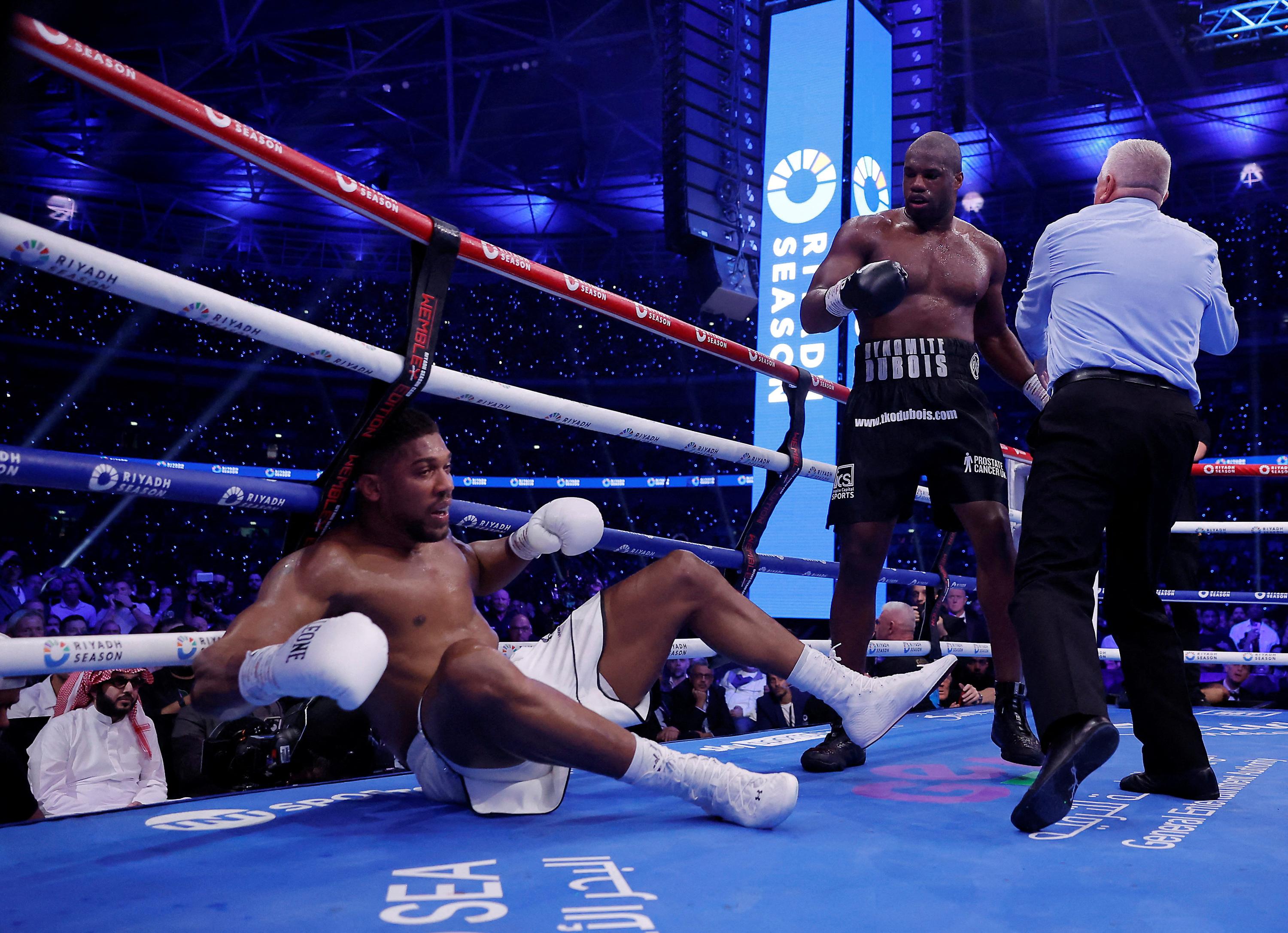 Boxe : en vidéo, le KO impressionnant infligé par Dubois à Joshua