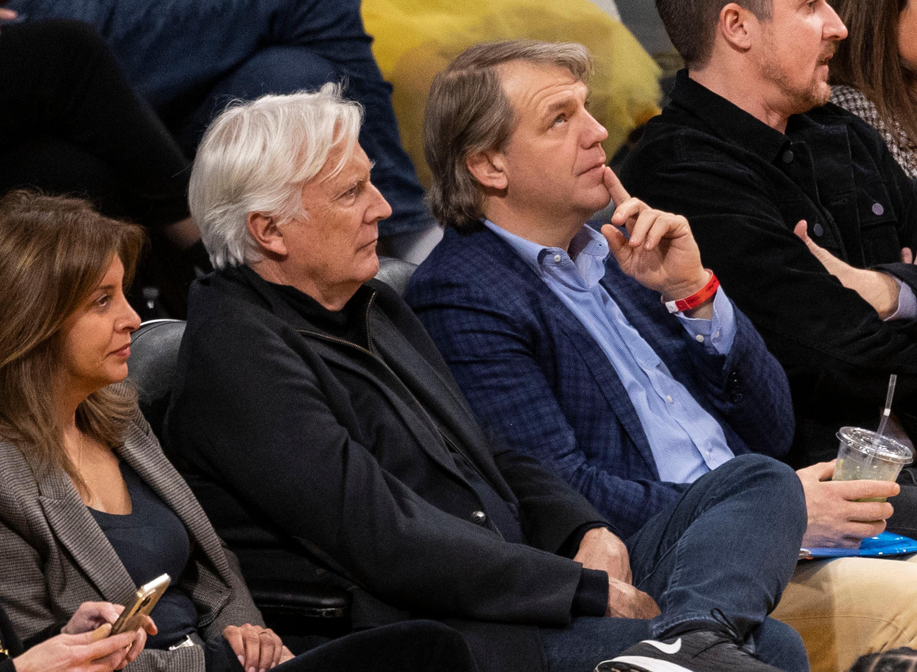 Premier League : Todd Boehly et Mark Walter envisagent la vente de leurs parts dans Chelsea