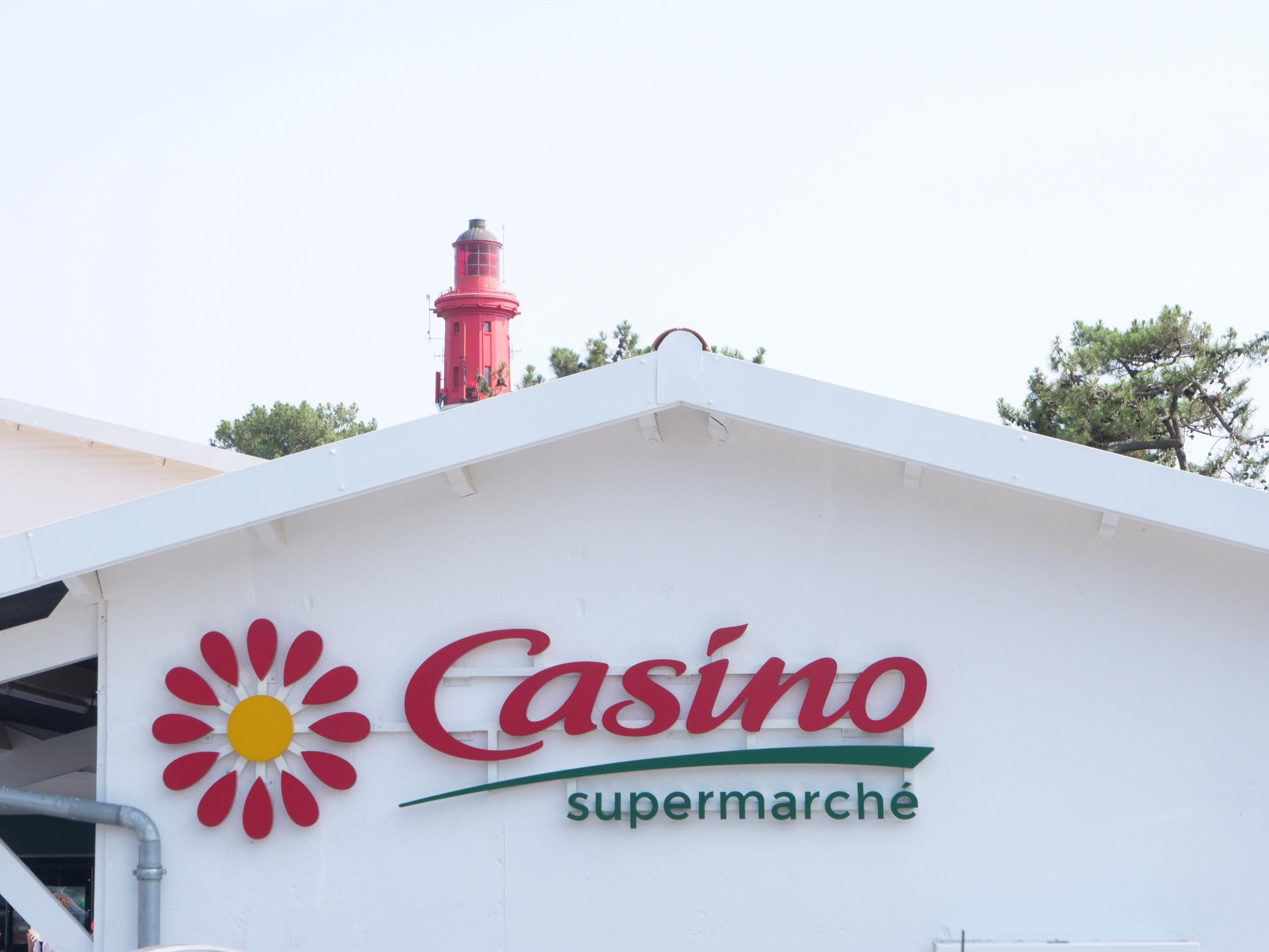 Casino : «plus de 3000» postes supprimés dans le cadre du plan social, selon les syndicats