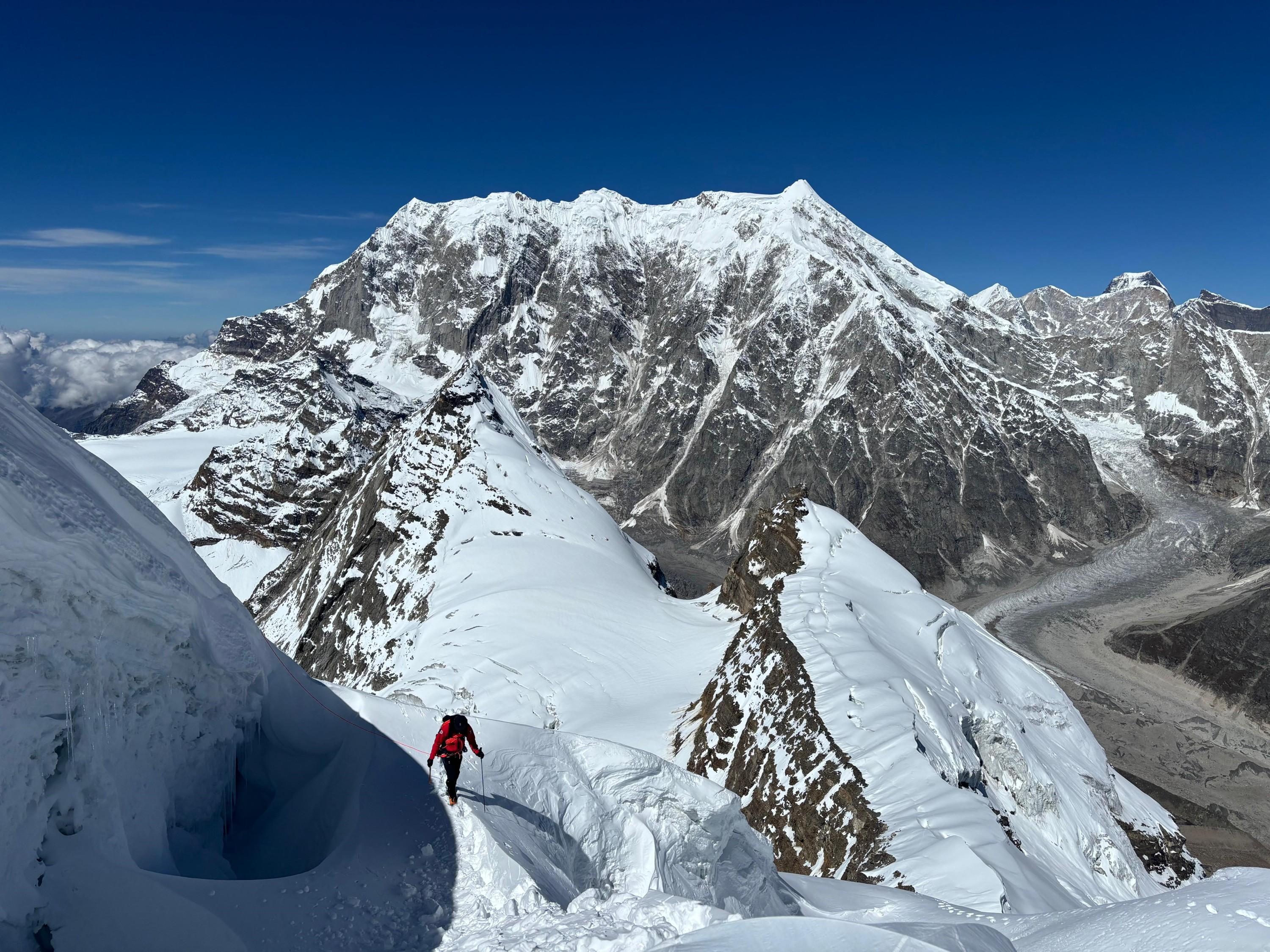 «On se demandait dans quel état on allait les retrouver»: la folle opération de sauvetage de deux femmes alpinistes par des militaires français dans l’Himalaya