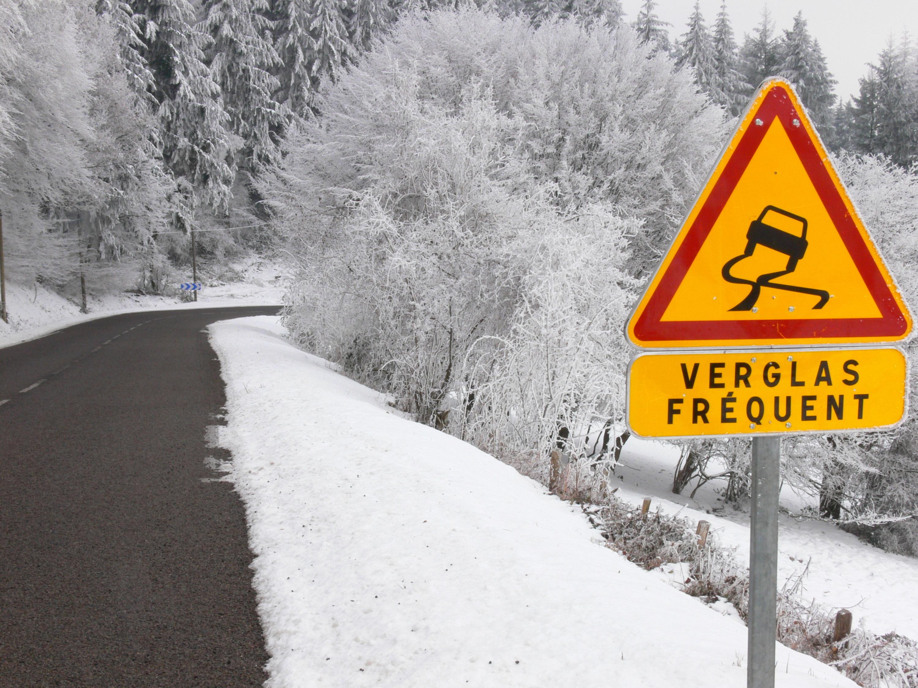 La météo de ce lundi 23 décembre : quatre départements en alerte orange neige-verglas