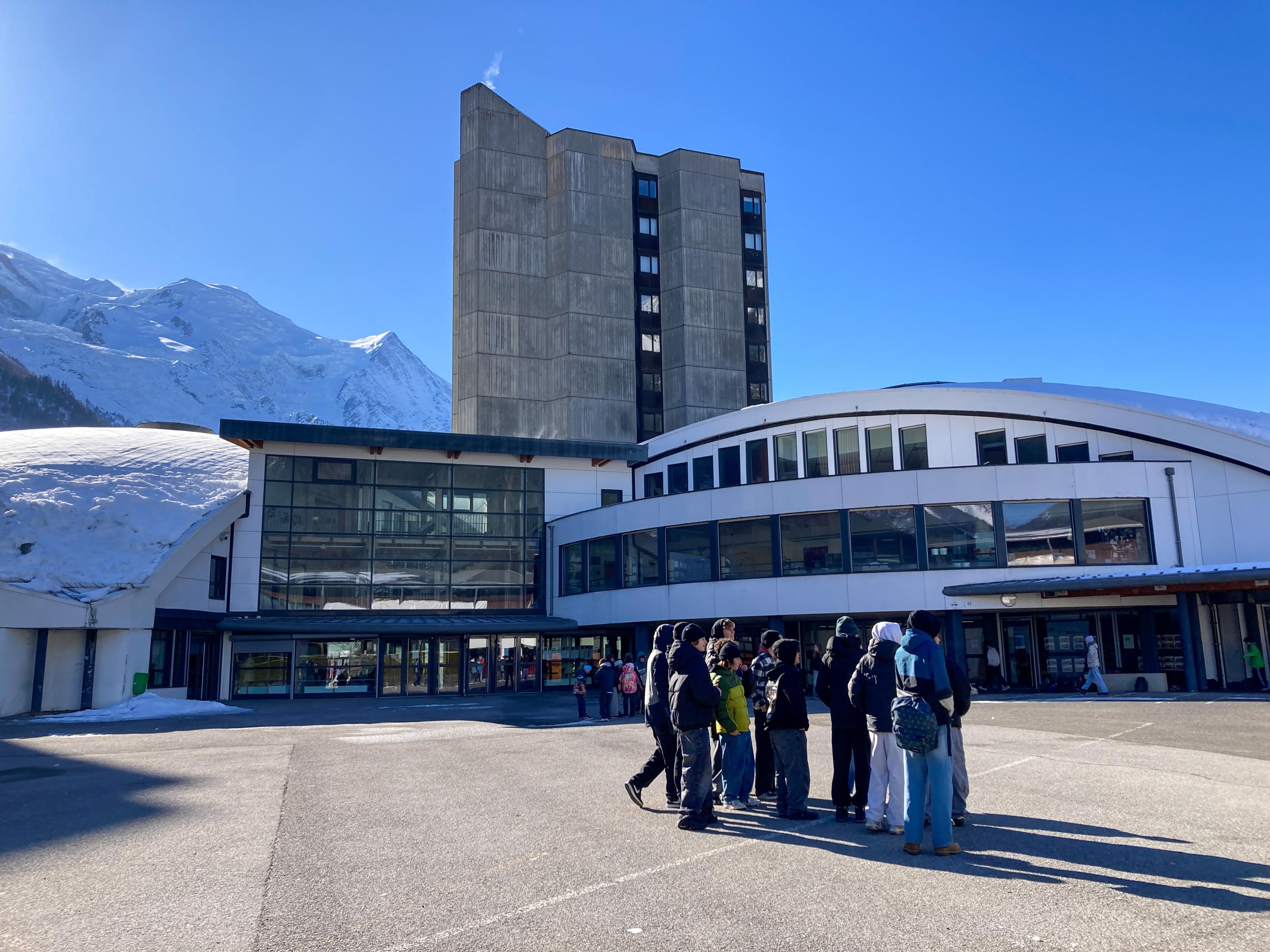 Sur les pistes de Chamonix avec les élèves du lycée Frison Roche qui préparent le bac