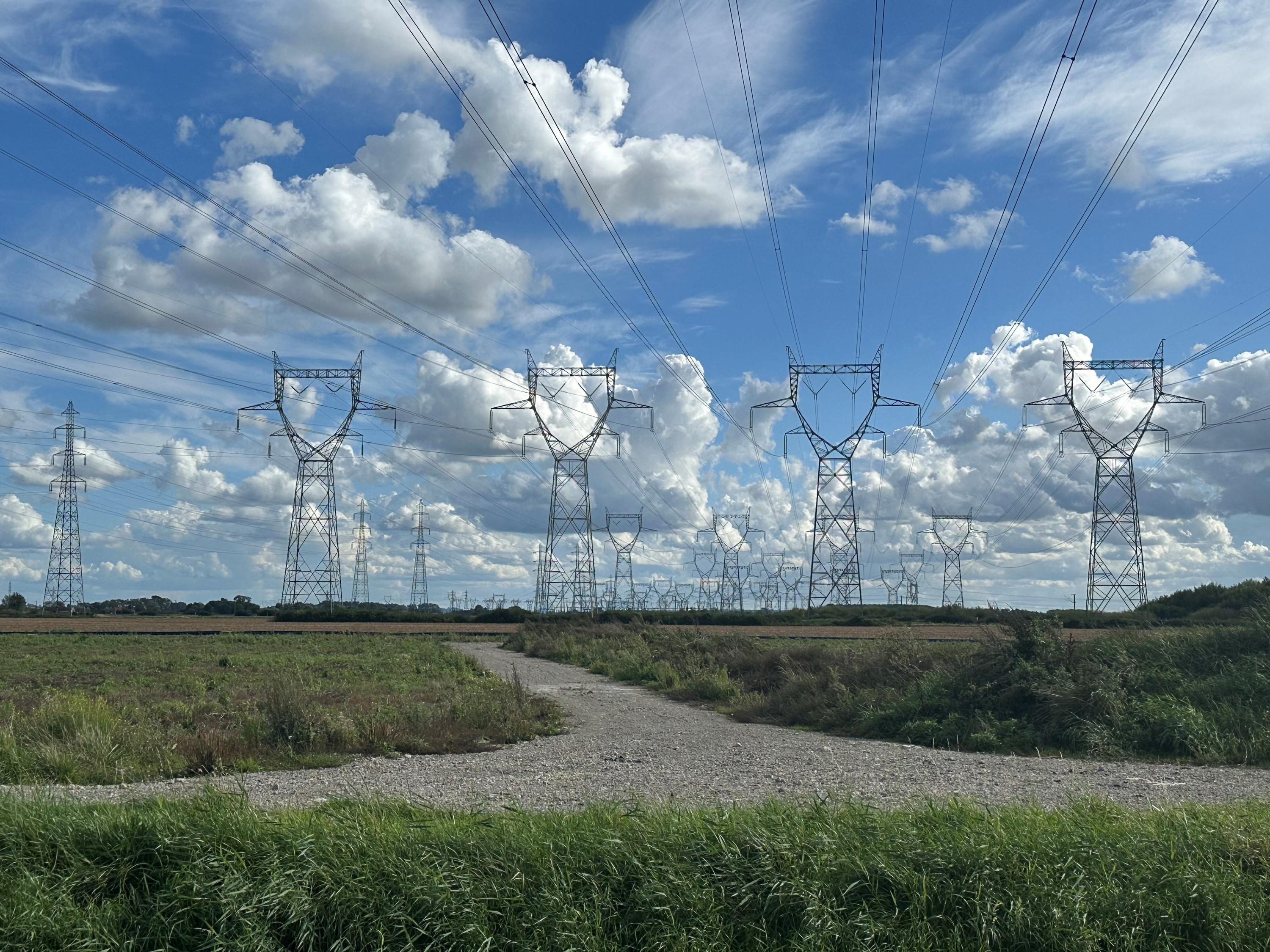À quoi vont vraiment servir les 200 milliards d’euros d’investissement prévus dans les réseaux électriques ?