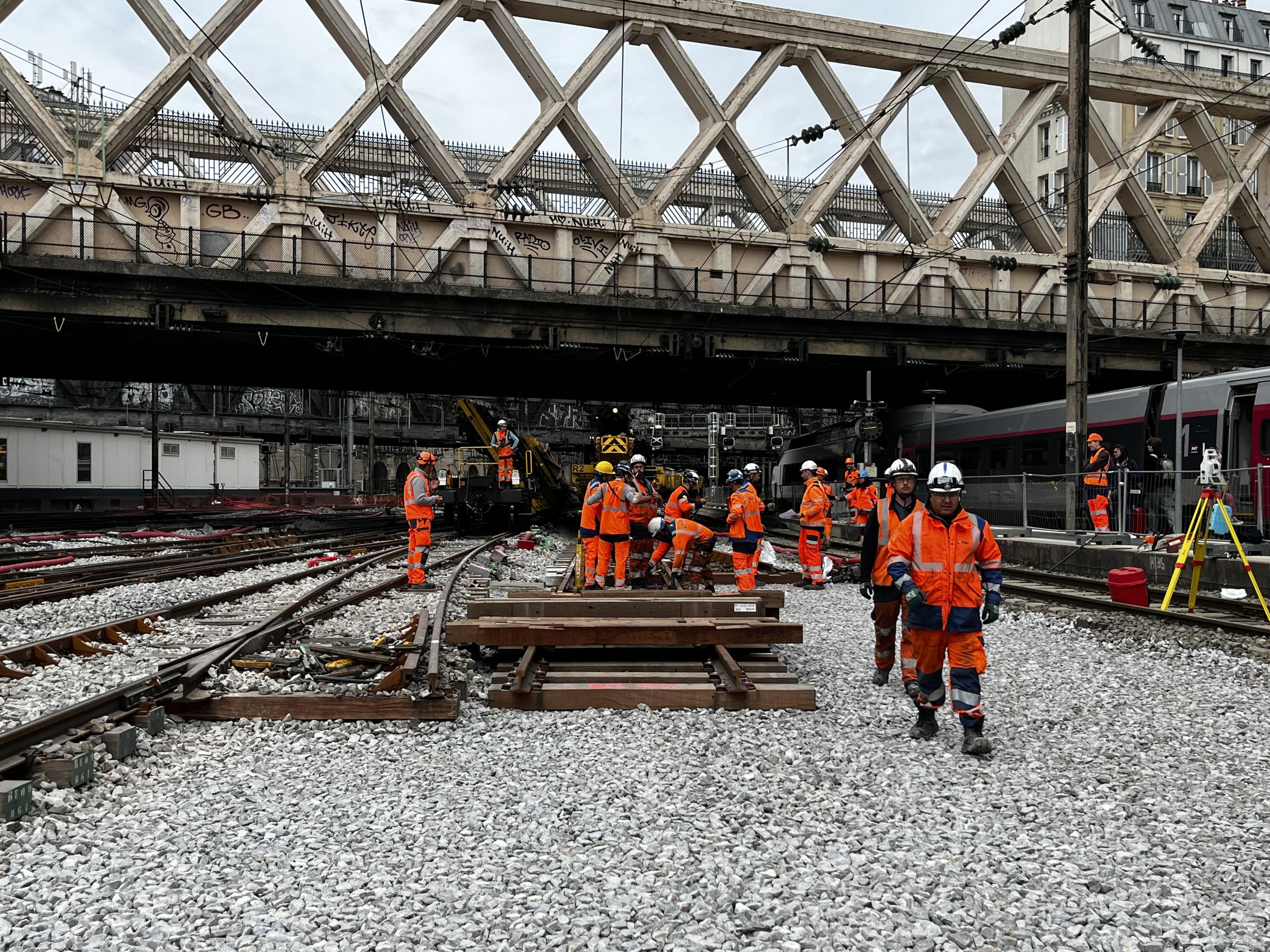 «Un retard sur cinq est dû à la vieillesse des infrastructures» : en Île-de-France, la SNCF a besoin d’un milliard d’euros pour son réseau