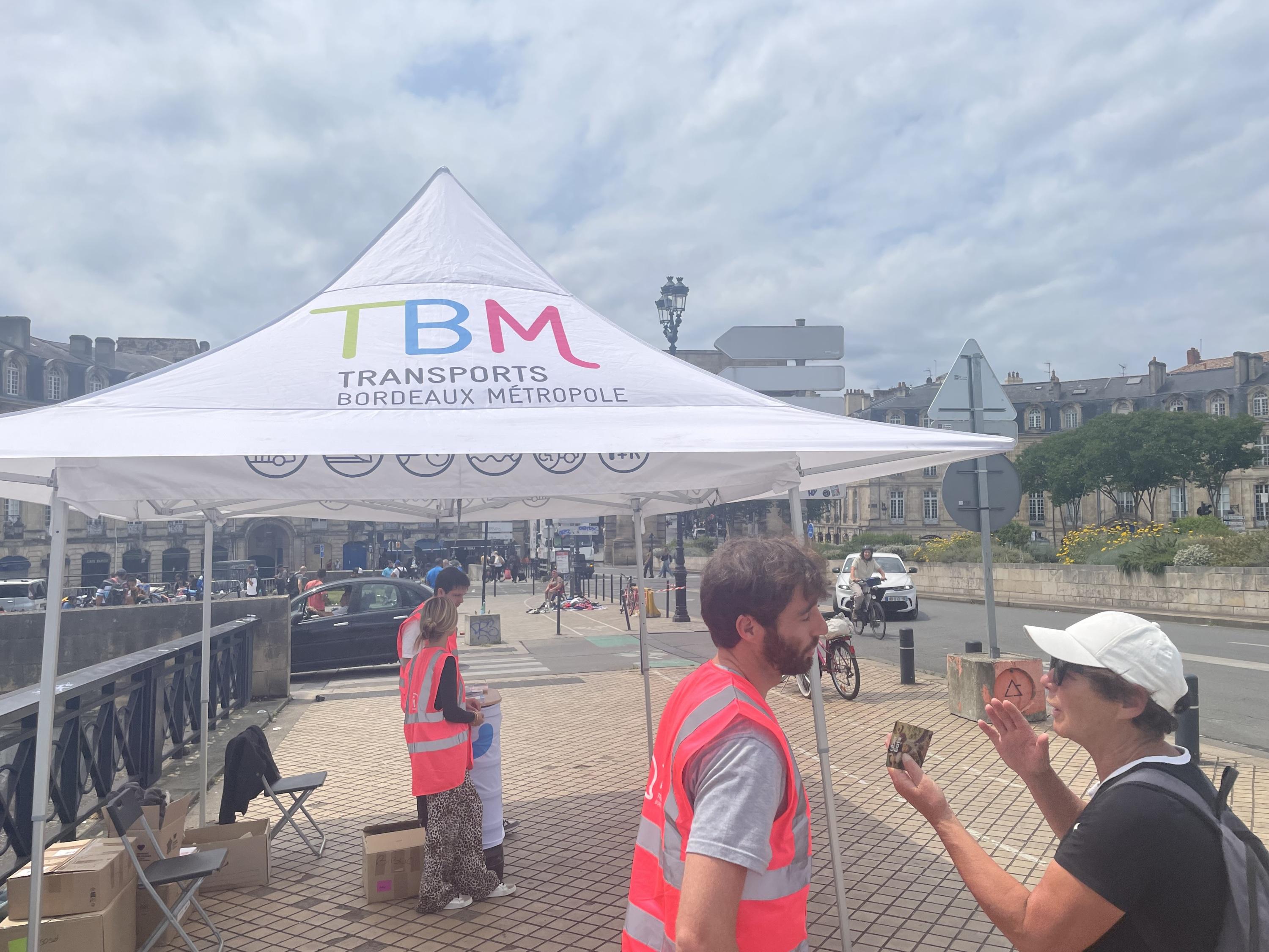 À Bordeaux, les travaux sur le pont de pierre sèment la zizanie après l’arrêt de la circulation des tramways