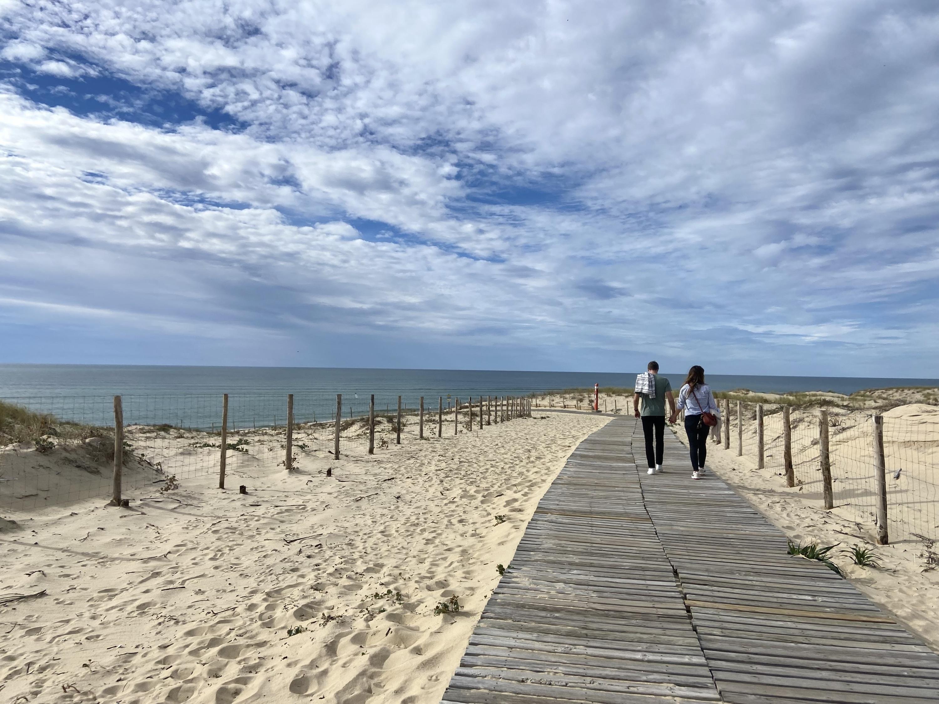 Deux quadragénaires héliportés en état d’urgence absolue après un grave accident sur la route des plages à Lège-Cap-Ferret