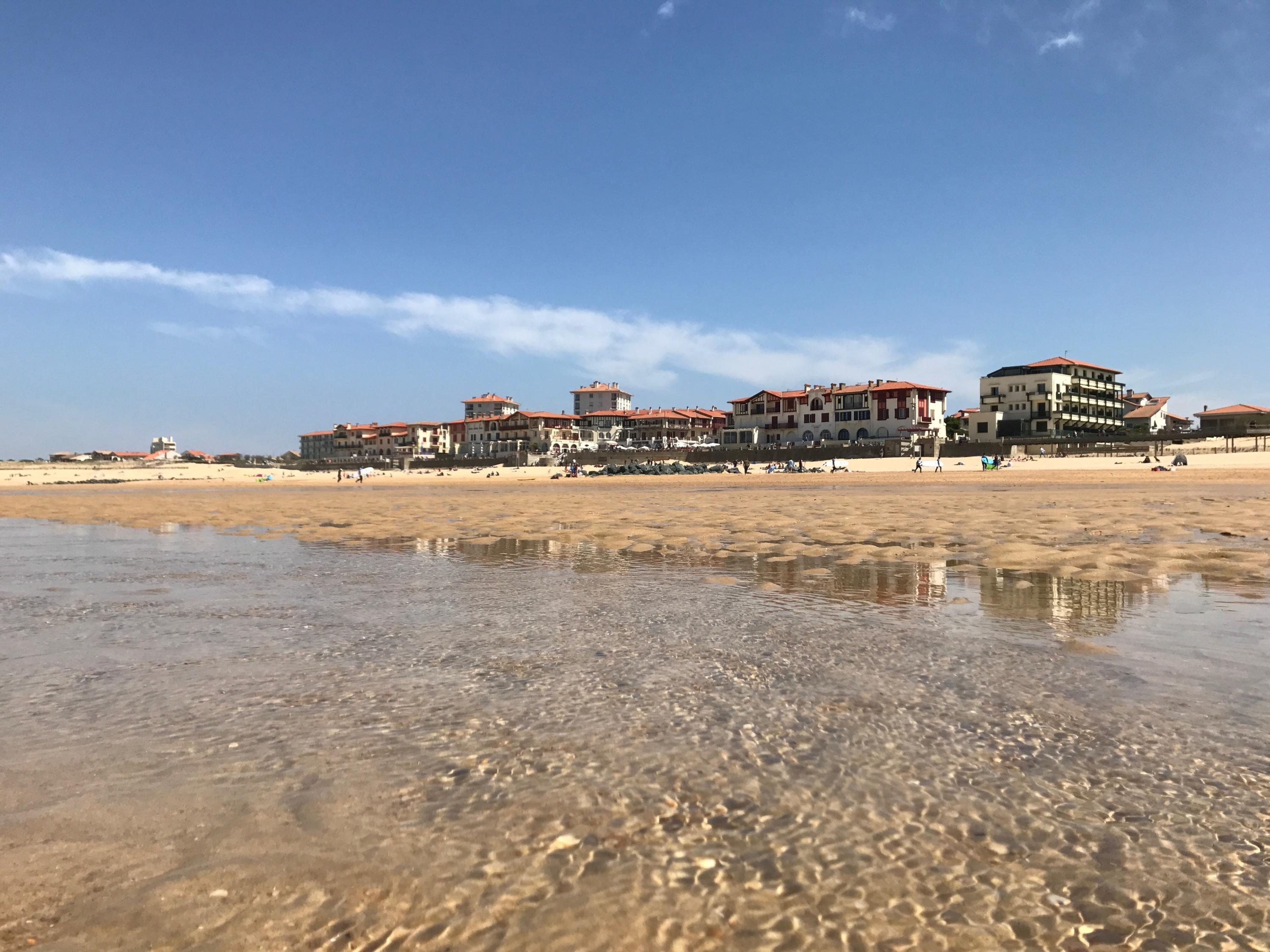 Une famille belge devait passer des vacances à Hossegor mais elle a dû trouver une autre location saisonnière en urgence.