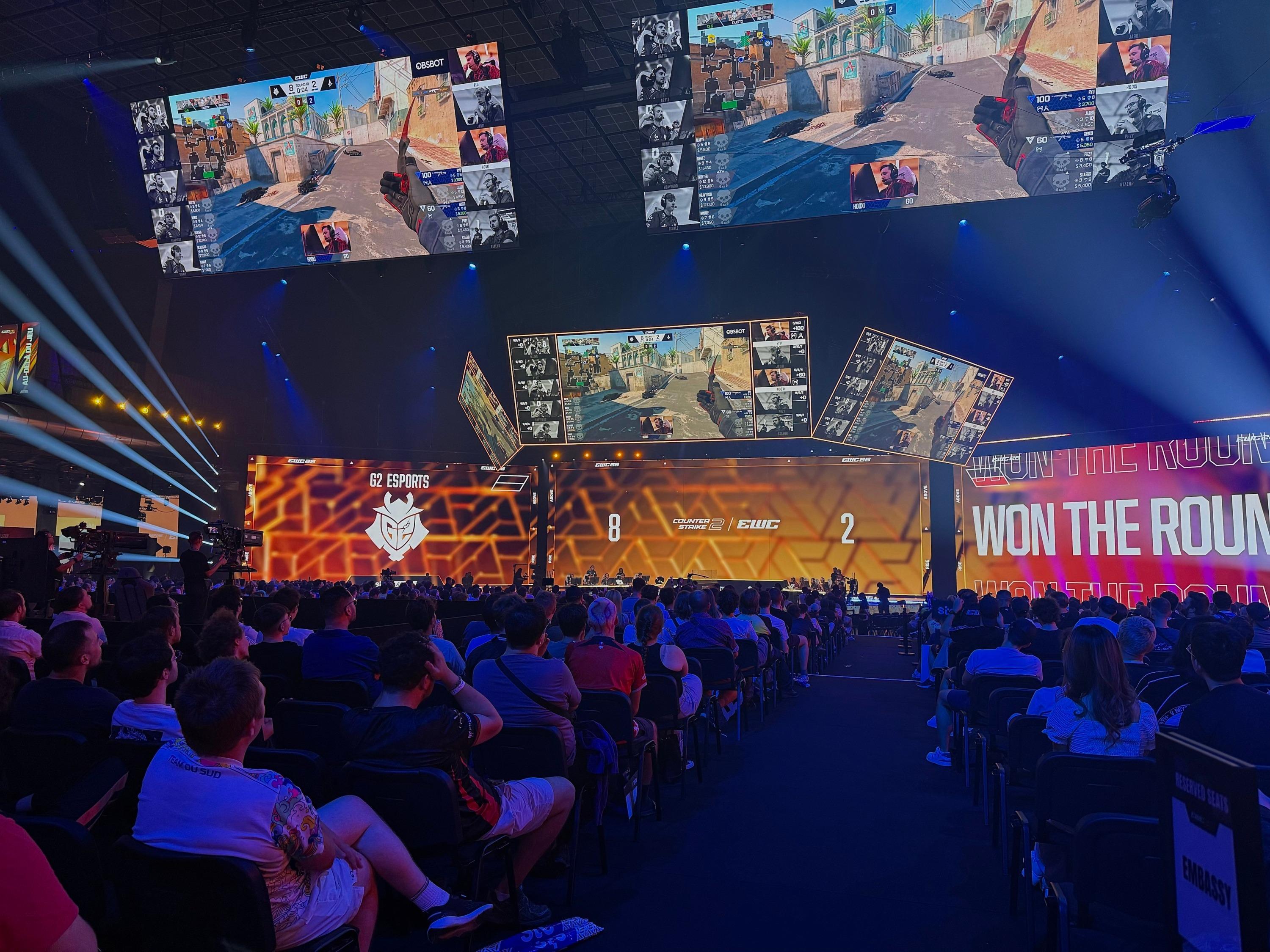 Fortnite, matchs sous tension et supporters en folie : dans les coulisses de la Coupe du monde du jeu vidéo à Paris