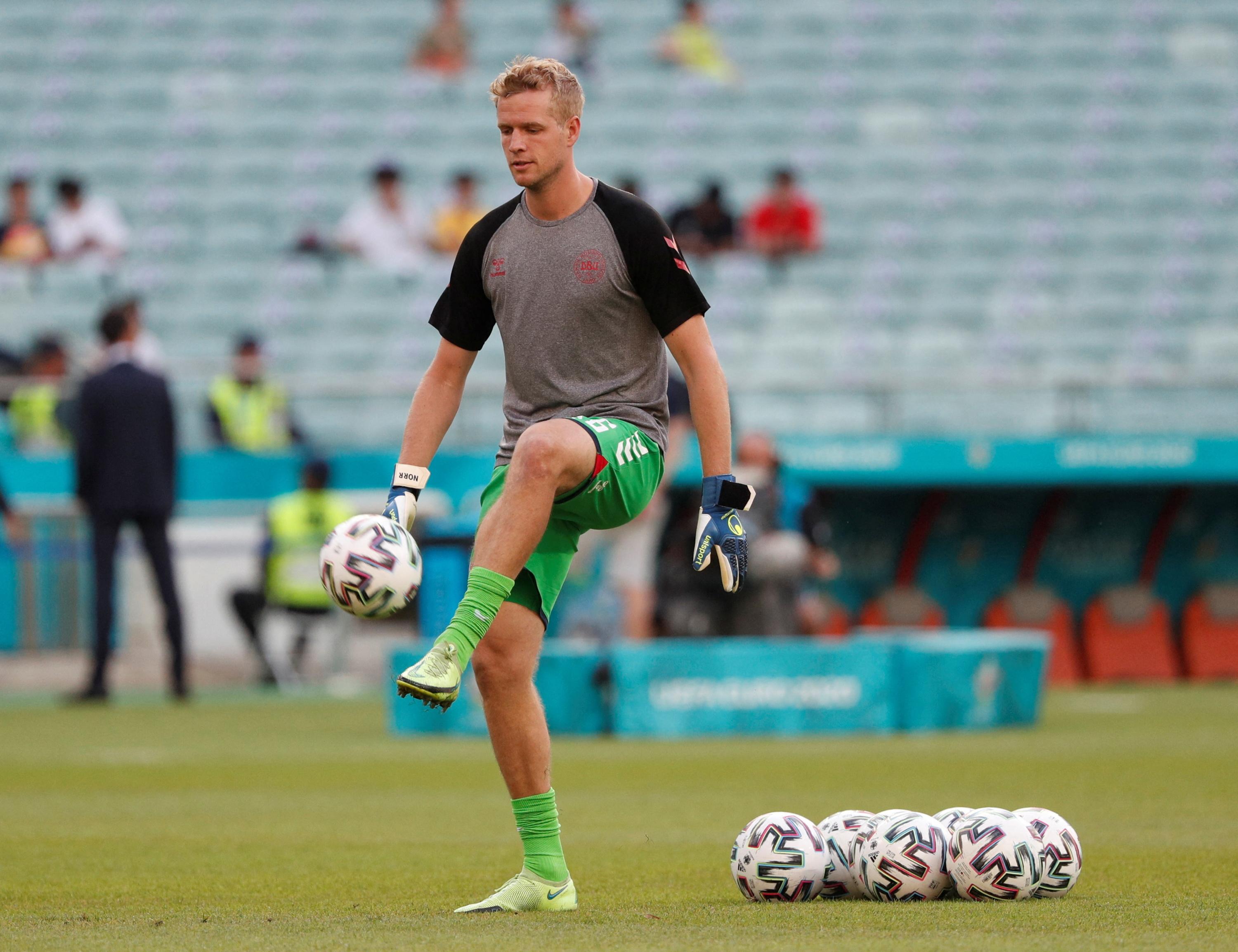 Transferts : Lossl rejoint officiellement Brentford