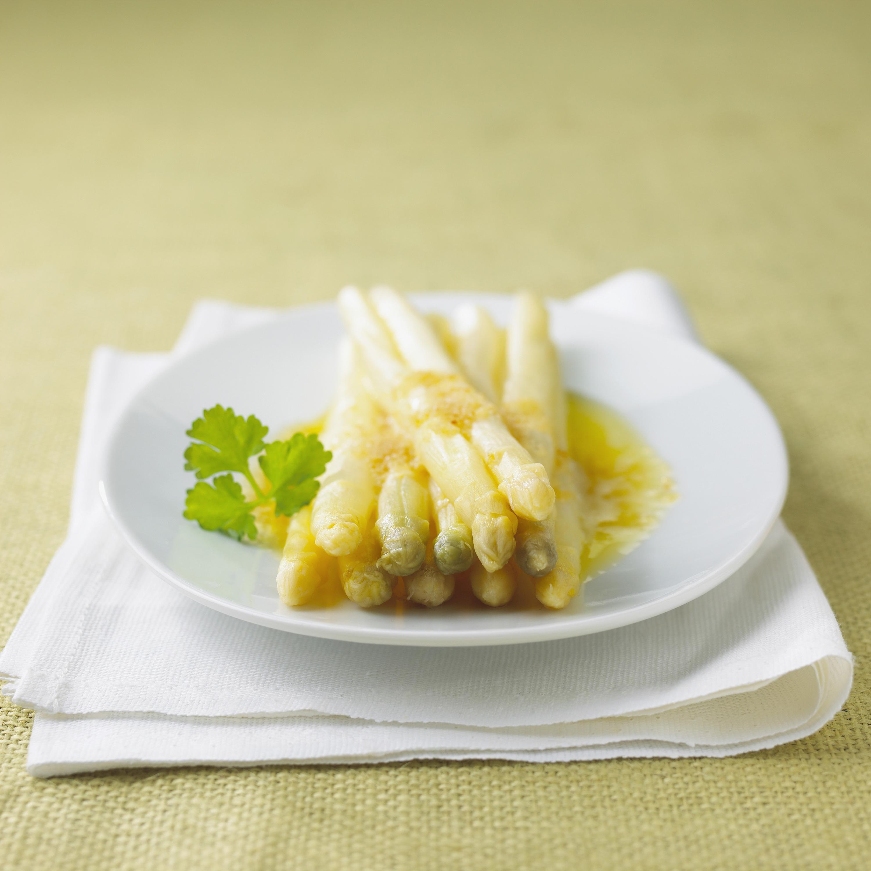 Printemps : la recette inratable des asperges à la vapeur