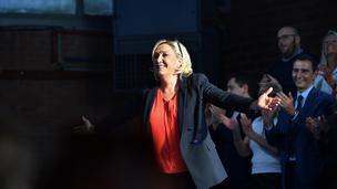 après le débat raté de 2017, la revanche de Marine Le Pen, phénix nationaliste