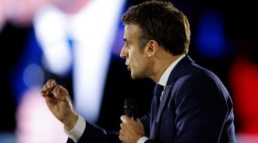 Présidentielle 2022 : Emmanuel Macron se dit favorable au septennat