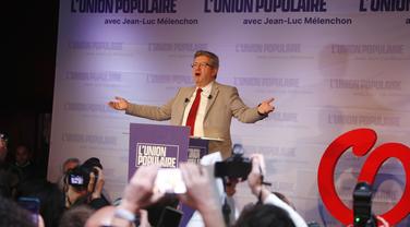 «Monsieur Gluckman» : à Perpignan, Jean-Luc Mélenchon plaisante sur le nom de l’eurodéputé