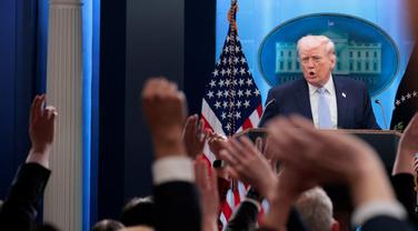 Treize soldats tués, plusieurs avions et hélicoptères détruits : au 39e jour de guerre en Iran, quel bilan côté américain ?