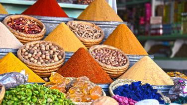 Street food : cinq délices salés à savourer sur le pouce au Maroc