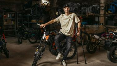 Axel Allétru sillonne les virages de sa vie sur Canal+ Docs