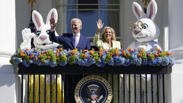 Joe Biden et sa femme Jill fêtent Pâques à la Maison Blanche à Washington lors de l’Easter Egg Roll, une tradition datant de 1878, le 10 avril 2023.