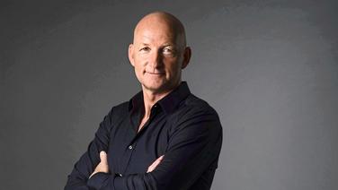 «Je puise dans mes propres peurs» : Søren Sveistrup, le romancier danois qui nous empêche de dormir