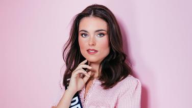 Miss France 2026 : Lola Winter réalise son rêve et décroche l’écharpe de Miss Pays de la Loire