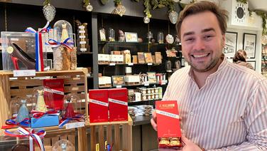 «On préfère parler des Miss que de Brigitte» : affluence pour les macarons Miss France chez Trogneux à Amiens