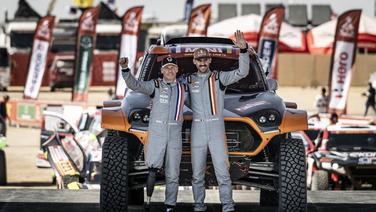 Dakar 2026 : De Mévius en Mini et Canet sur KTM vainqueurs de la première étape