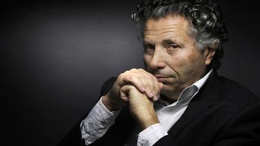 Goldnadel: «Quand l’extrême gauche s’autorise à parler de ”grand remplacement”»