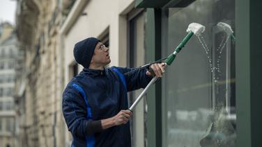 Valérie Donzelli : «Je voulais filmer un homme doux et vulnérable»