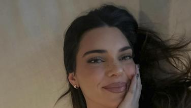 Screenshot of Kendall Jenner, latest post on social media,