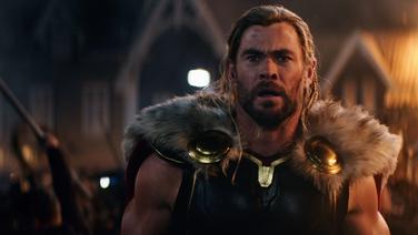« Grâce à Thor, j’ai fait croire que j’étais sûr de moi » : Chris Hemsworth raconte ses débuts à Hollywood