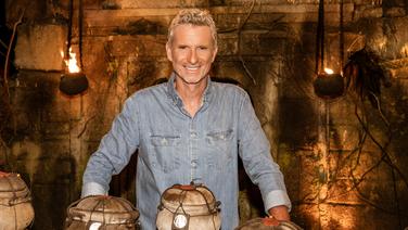 «Il y a un vrai style “Koh-Lanta”» : Denis Brogniart se réjouit de l’ouverture de la boutique de l’émission