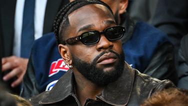 «Ça serait une consécration» : Tayc lance un appel à la production des Enfoirés pour rejoindre la troupe