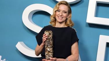 Léa Drucker (César de la meilleure actrice pour "Dossier 137") - Press room de la 51ème cérémonie des César, à l'Olympia. Paris, le 26 février 2026. Dominique Jacovides/Bestimage