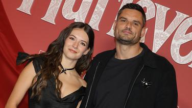 Florent Manaudou et Elsa Bois en vacances au Mexique en même temps, le nageur ironise : “Préviens la prochaine fois…”
