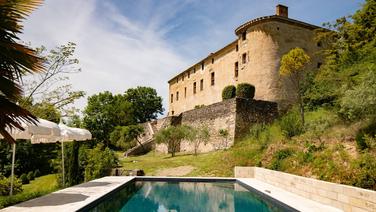 Le marché de la location de châteaux se développe, porté par une offre structurée et une demande internationale en forte croissance. Ici, le château de Malvignol à Lautrec dans le Tarn.