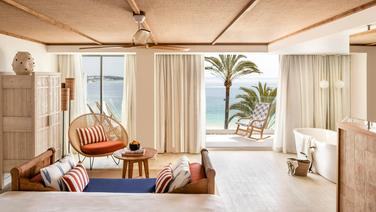 Zel, un concept hôtelier signé Meliá avec une esthétique méditerranéenne basée sur la vie en plein air.