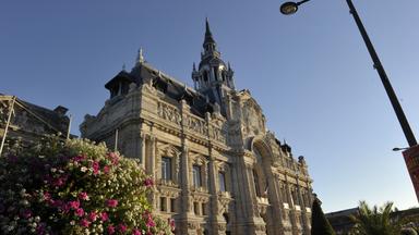 L'hôtel de ville de Roubaix sur la Grand'Place, cœur de la commune nordiste.