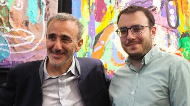 Élie Semoun, heureux papa : pourquoi son fils aîné Antoine, artiste à Enghien-les-Bains, se fait-il appeler Andy Santori ?