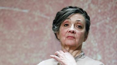 Catherine Ringer : la date et le lieu de ses obsèques dévoilés, elle reposera dans le même cimetière qu’une chanteuse iconique