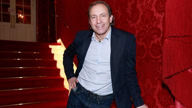 Philippe Candeloro : ses 3 filles Luna, Maya et Talia ont suivi des parcours différents, mais ont toutes une âme artistique !
