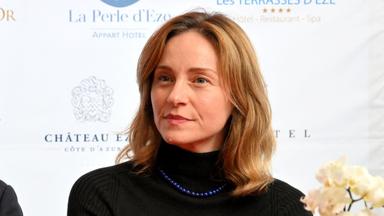 Arnaud Denis euthanasié à 43 ans : Delphine Depardieu à ses côtés jusqu’au bout, elle raconte ses derniers instants